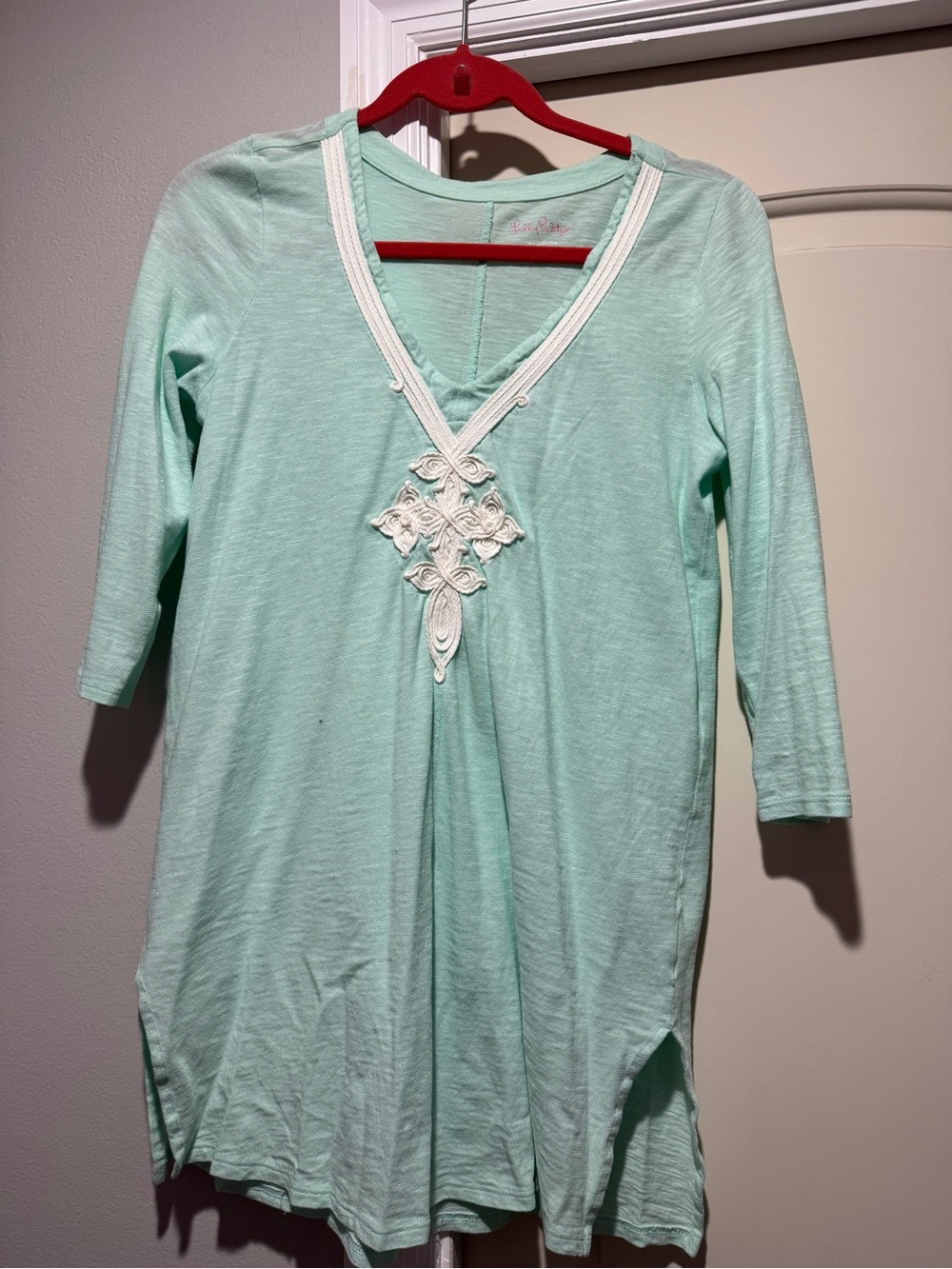 Lilly Pulitzer Mint Green V-Neck Tunic with White Trim